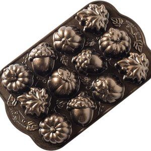 Nordic Ware Autumn Delights Cakelette Pan